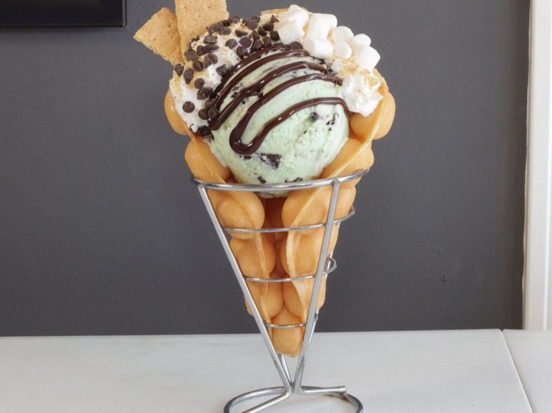 Amazing Mint bubble waffle